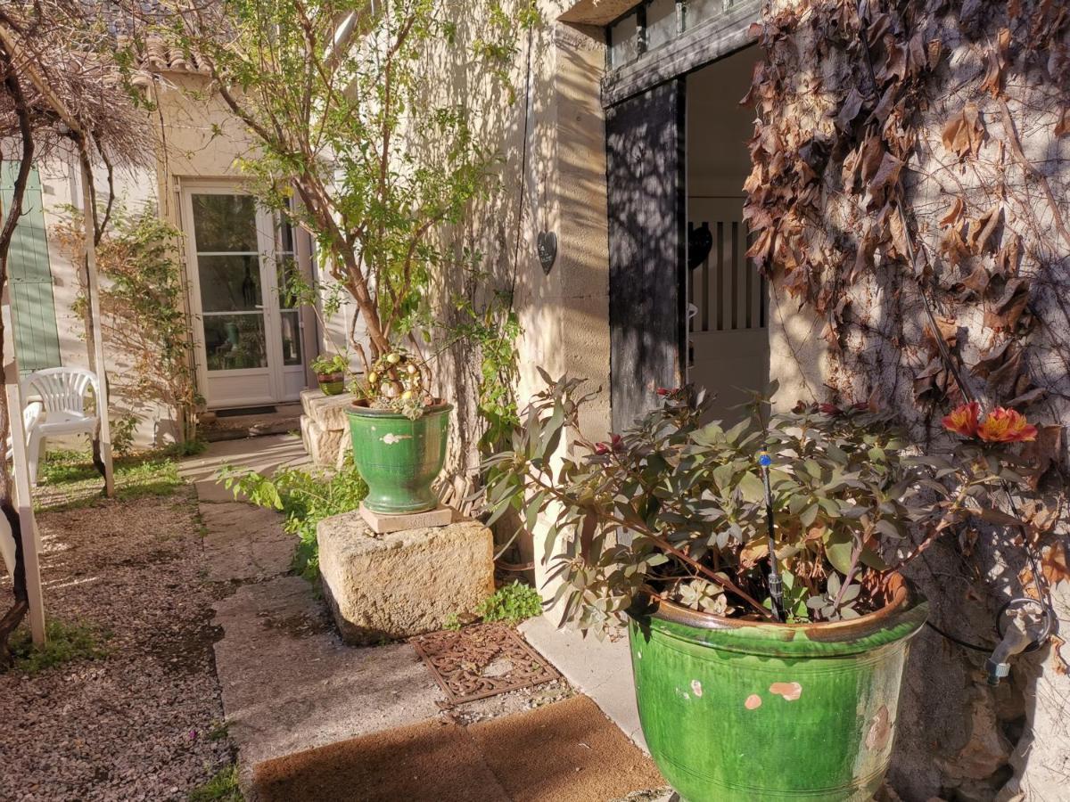 La Taniere 16 Couchages Villa Vergeze Exterior photo