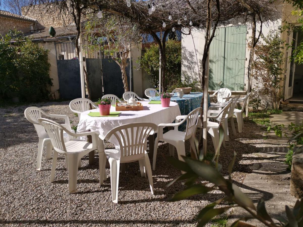 La Taniere 16 Couchages Villa Vergeze Exterior photo